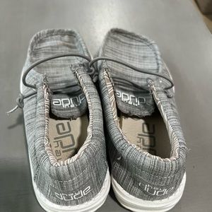 Boys hey dudes size1